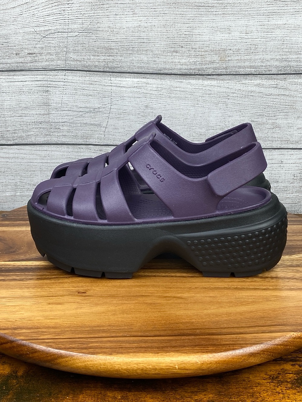 CROCS Stomp Fisherman Sandal Dark Iris Purple Black Shoe Women’s Size 7